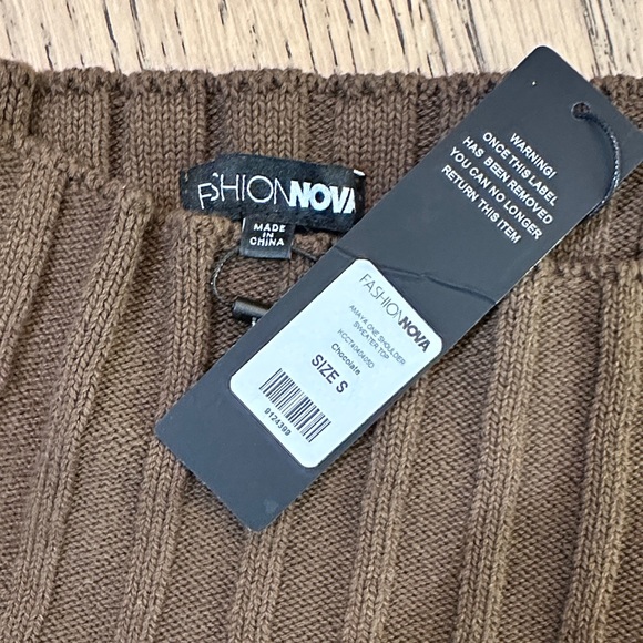 Fashion Nova Brown Ribbed Crop Top - Picture 3 of 5